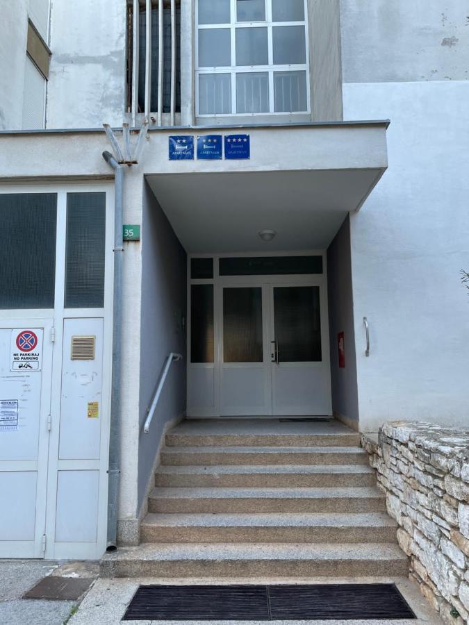 Apartment Bella Veruda In Pula Buitenkant foto